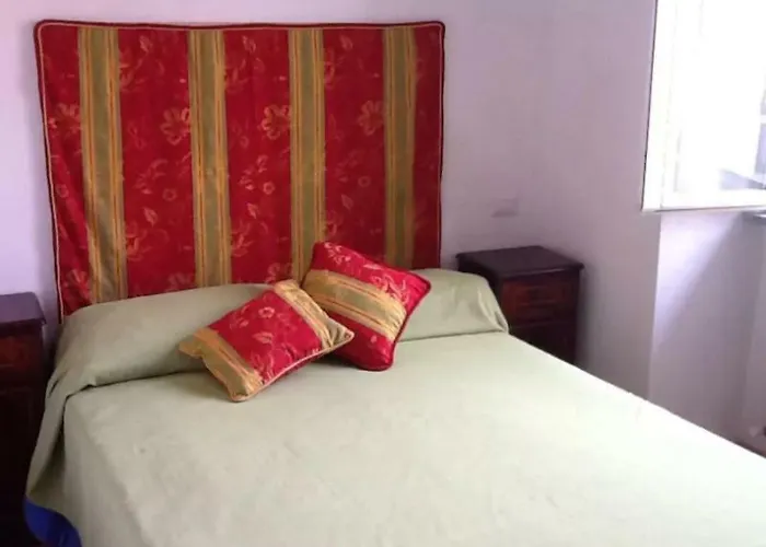 House * Mezzanego